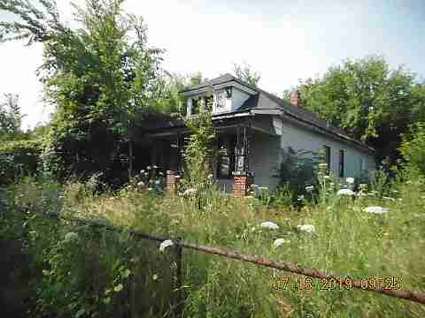 5421 Garland (3)_m.jpg